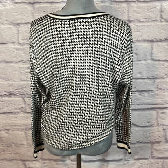 Talbot’s houndstooth plaid button up sweater - Picture 3 of 7